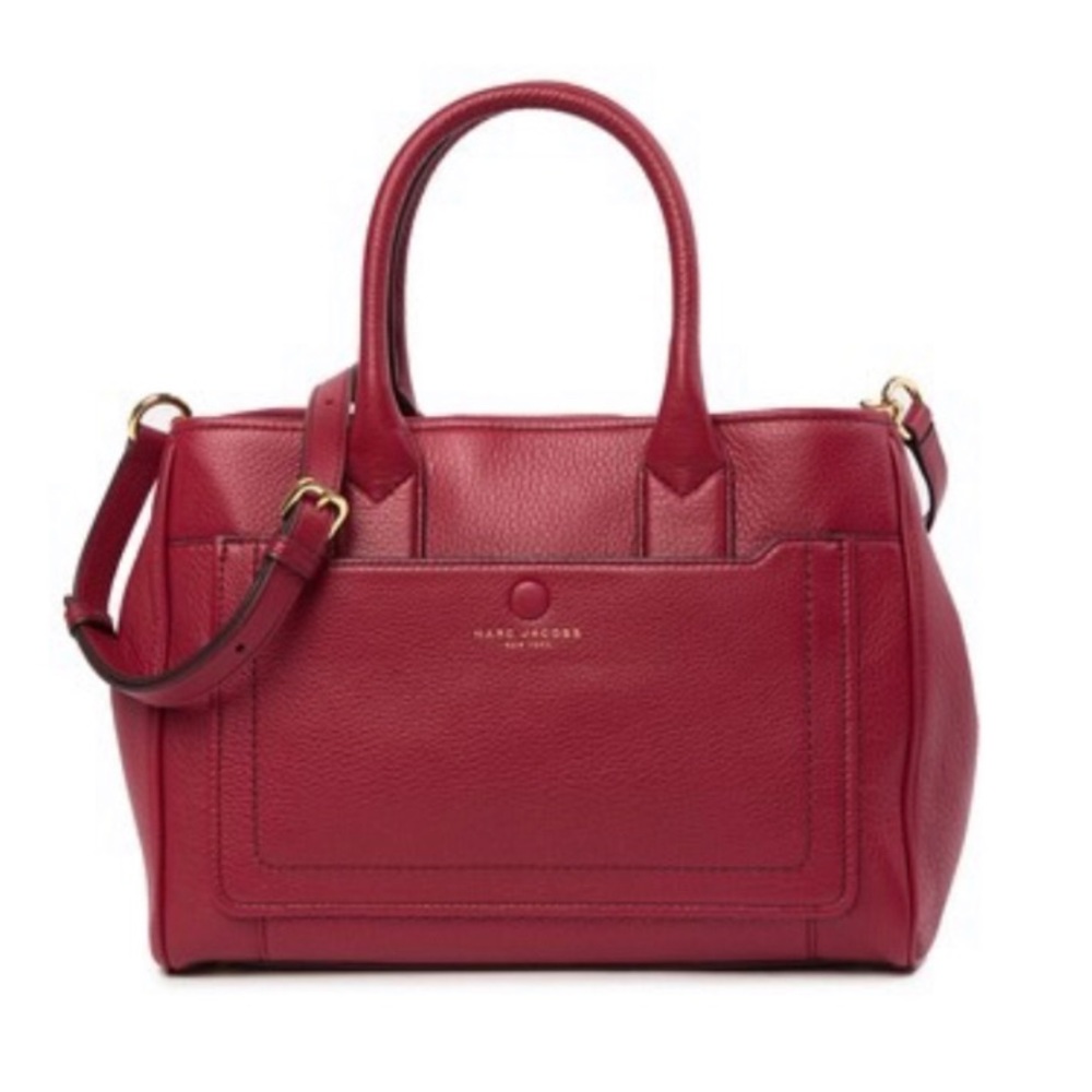 Marc Jacobs
Leather Crossbody Bag. NEW with TAGS